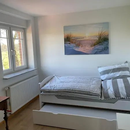 Charmante Ferienwohnung In Idyllischer Lage Jever Exterior photo