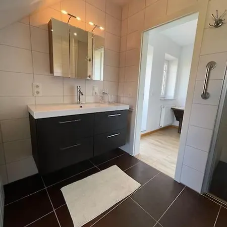 Charmante Ferienwohnung In Idyllischer Lage Jever Exterior photo